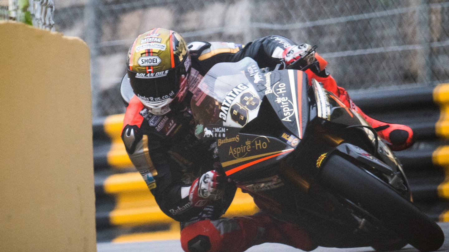 Peter Hickman - Bathams BMW